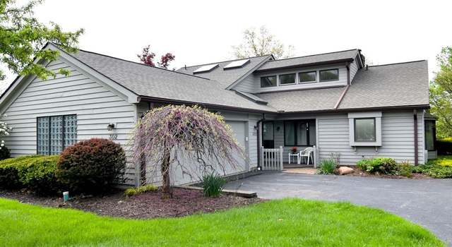 Photo of 302 Overlook Brook Dr, Chagrin Falls, OH 44023