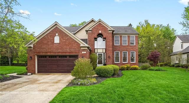 Photo of 445 Butterfield Cir, Northfield, OH 44067