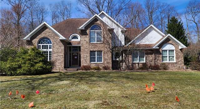 Photo of 680 Saddlebrook Dr, Youngstown, OH 44512