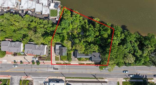 Photo of 1587 Wooster Rd, Rocky River, OH 44116