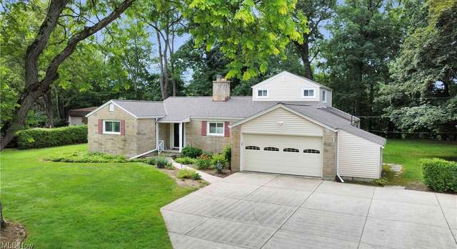Photo of 8918 Bramley Dr, Independence, OH 44131