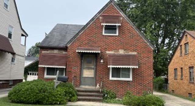 Photo of 6392 Doncaster Ave, Parma, OH 44129