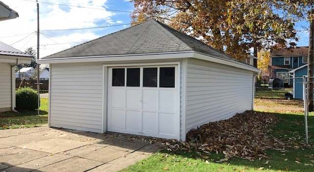 Photo of 706 2nd St NW, New Philadelphia, OH 44663
