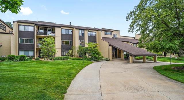 Photo of 186 Court Dr #201, Fairlawn, OH 44333
