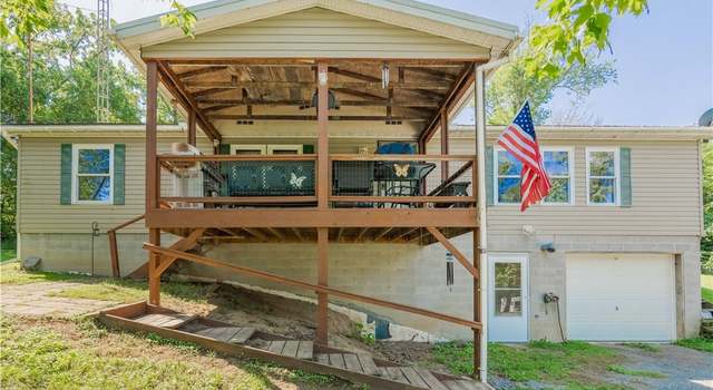 Photo of 2176 Pageant Rd SE, Carrollton, OH 44615