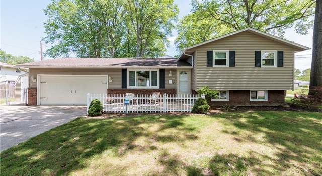 Photo of 5117 Gargasz Dr, Lorain, OH 44053
