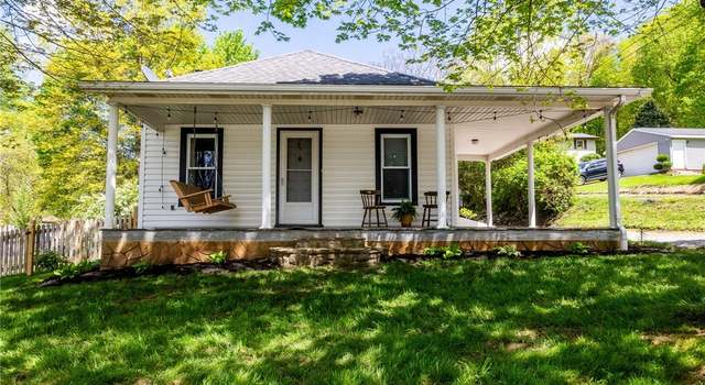 Photo of 318 S Mill St, Fredericksburg, OH 44627