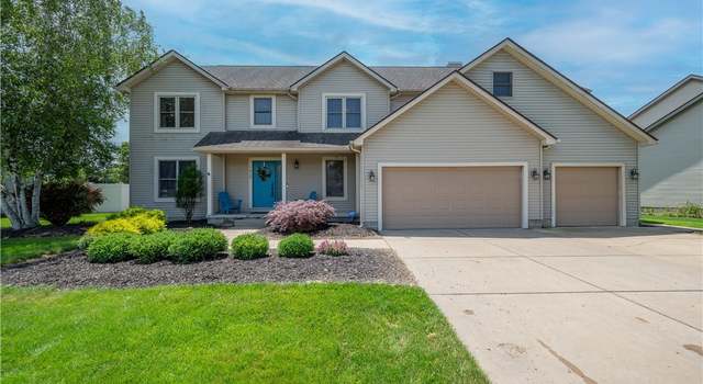 Photo of 7818 Huntington Cir, Youngstown, OH 44512