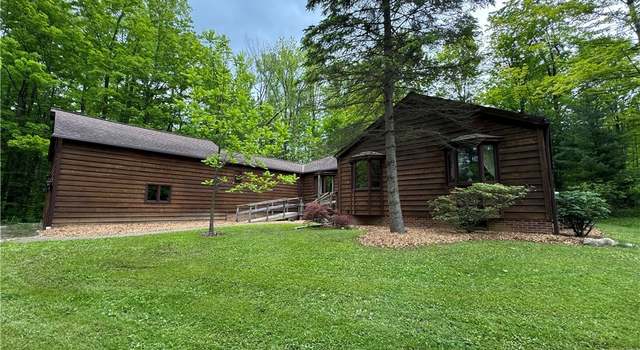 Photo of 11691 Legend Creek Dr, Chesterland, OH 44026