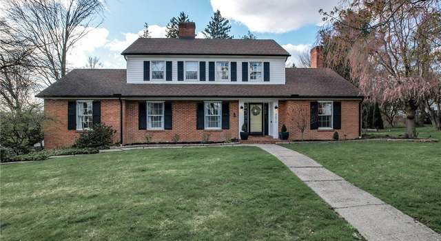 Photo of 4870 Oak Knoll Dr, Youngstown, OH 44512