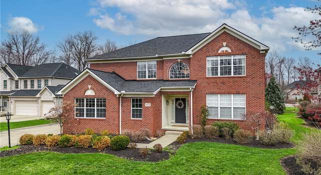 Photo of 31008 Logan Ct, Westlake, OH 44145