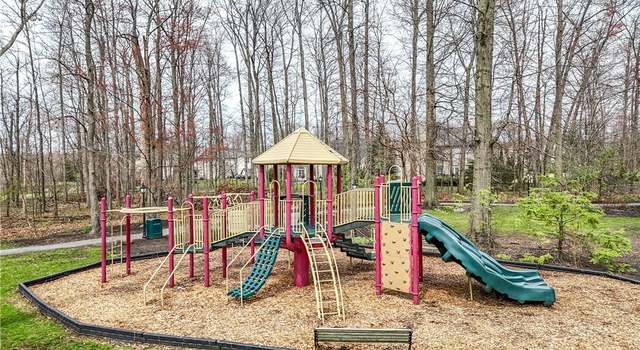 Photo of 31008 Logan Ct, Westlake, OH 44145