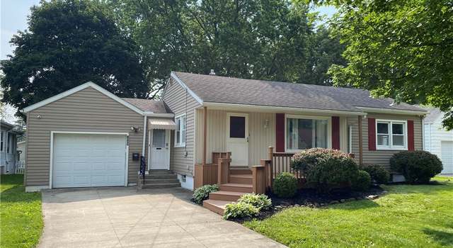 Photo of 139 9th St NE, Barberton, OH 44203