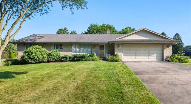 Photo of 1700 Cedar St, Louisville, OH 44641