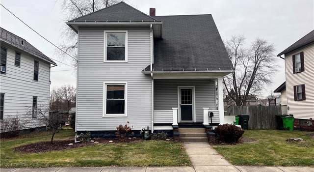 Photo of 321 W Paradise St, Orrville, OH 44667