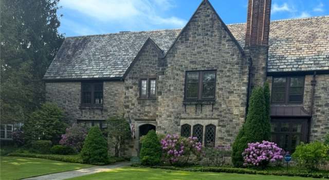 Photo of 19040 Shelburne Rd, Shaker Heights, OH 44118