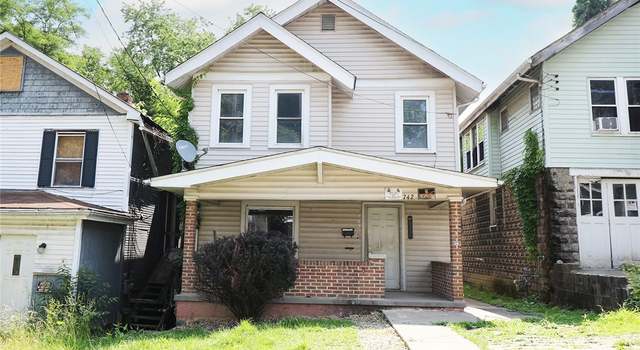 Photo of 742 Kendall Ave, Steubenville, OH 43952