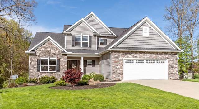 Photo of 973 Bering Dr, Canal Fulton, OH 44614