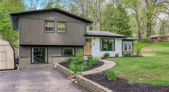 Photo of 2227 Erie St, Ravenna, OH 44266