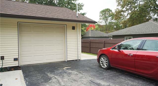 Photo of 4213 Westmont Dr, Youngstown, OH 44515
