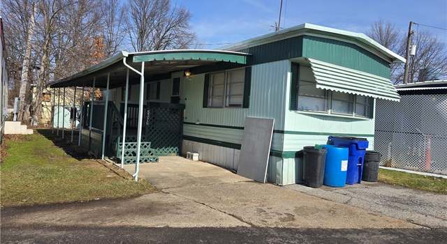 Photo of 8376 Russell Ln, Cleveland, OH 44144