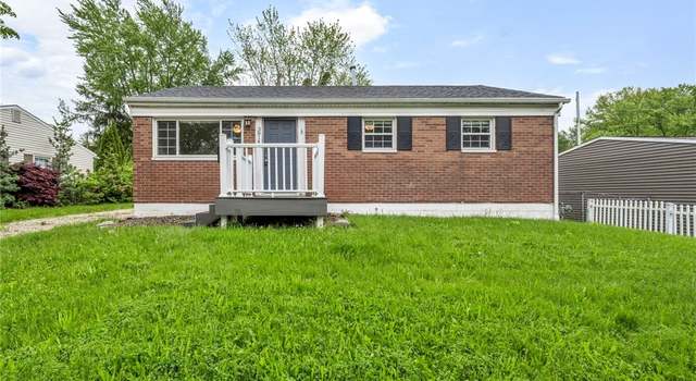 Photo of 3814 Royal Ave NE, Canton, OH 44705