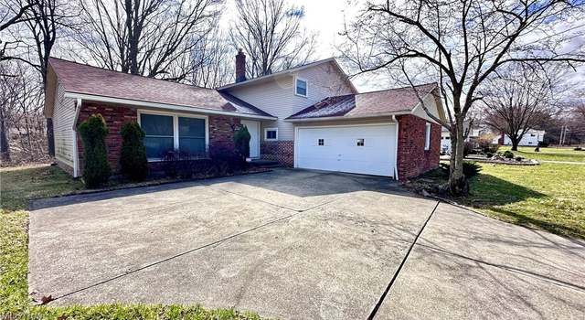 Photo of 377 Balmoral Dr, Richmond Heights, OH 44143