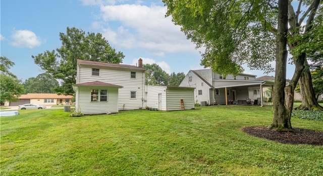 Photo of 1057 Dogwood Ave NE, North Canton, OH 44720
