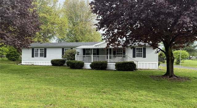Photo of 5325 Angela Dr NW, Beach City, OH 44608