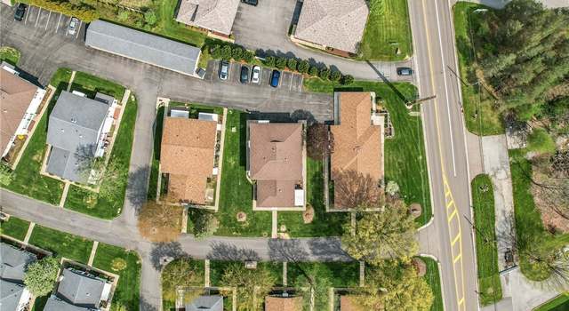 Photo of 1356 Pembrooke Dr Unit A, Salem, OH 44460