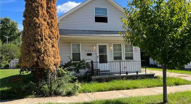 Photo of 2221 E 69 St, Cleveland, OH 44103