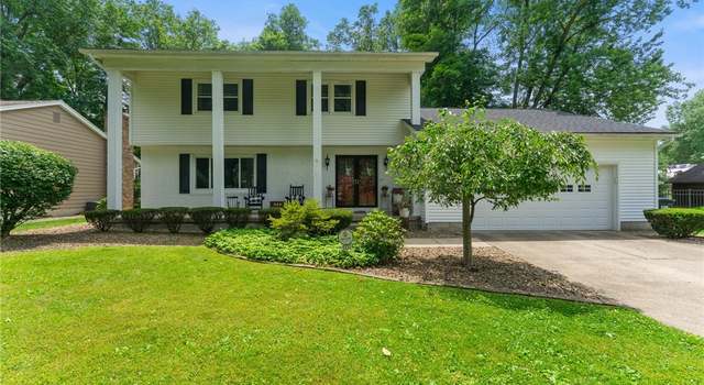 Photo of 1131 Shadeland Dr, Boardman, OH 44512