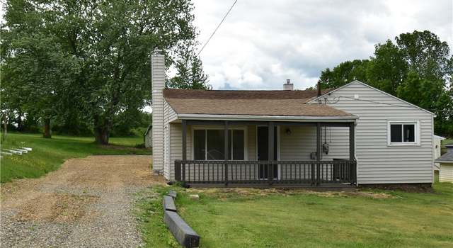 Photo of 5308 Walters St NE, East Canton, OH 44730