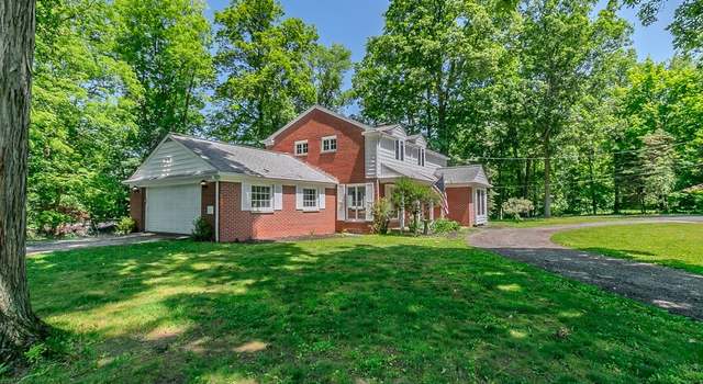 Photo of 219 Wintergreen Hill Dr, OH 44077