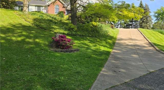 Photo of 134 Shore Line Ave NW, Canton, OH 44708
