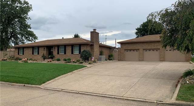 Photo of 4500 Sandalwood Pl, Vienna, WV 26105