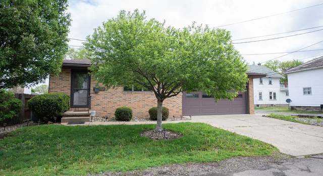 Photo of 331 Allen Ln SW, New Philadelphia, OH 44663