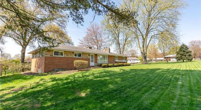 Photo of 2045 Amherst Rd NE, Massillon, OH 44646