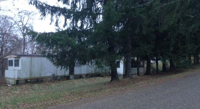 Photo of 7757 SE Moores Ridge Rd, Uhrichsville, OH 44683
