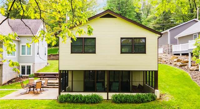 Photo of 32094 Woodale Dr, Hanoverton, OH 44423