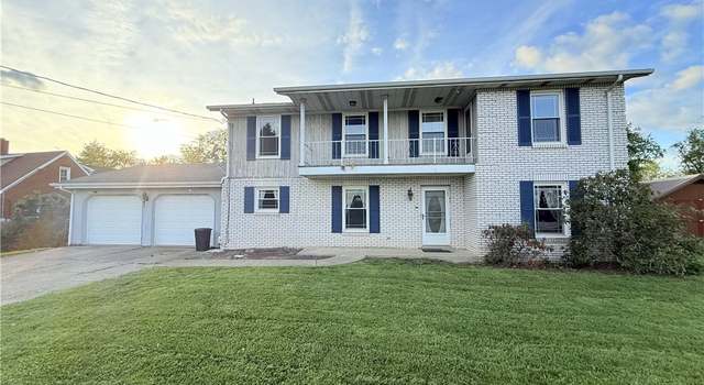 Photo of 147 Powells Ln, Steubenville, OH 43953