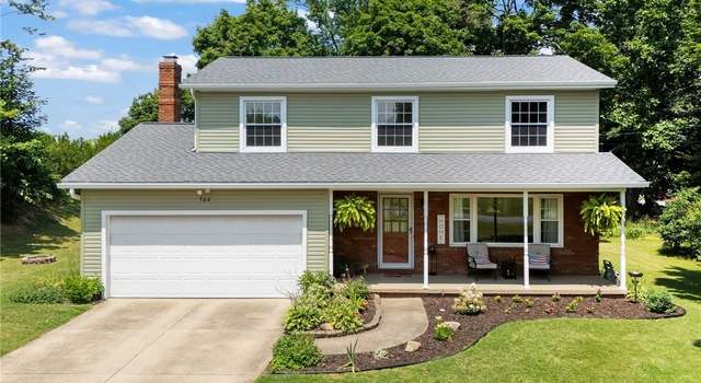 Photo of 144 Beechwood Dr, Wadsworth, OH 44281