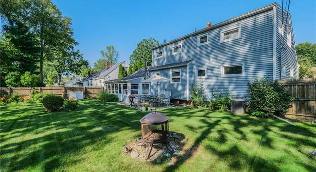 Photo of 188 Berkshire Rd, Avon Lake, OH 44012