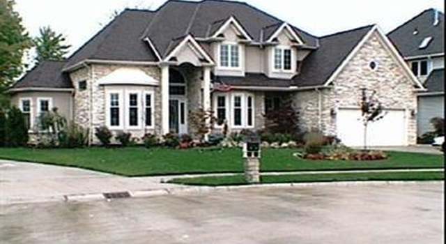Photo of 4262 Saint Francis Ct, Avon, OH 44011