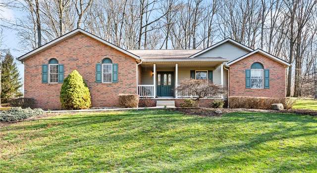 Photo of 300 Deerford St NW, Massillon, OH 44647