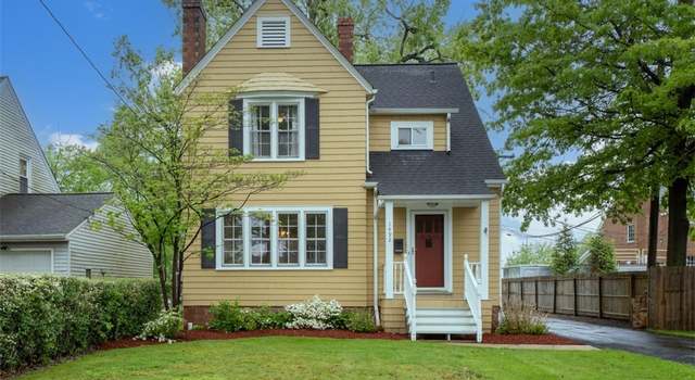 Photo of 1492 Lyndhurst Rd, Lyndhurst, OH 44124