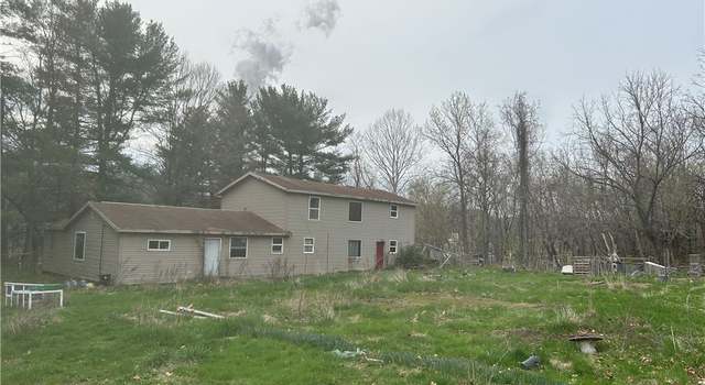 Photo of 3 Private Dr, Beech Bottom, WV 26030