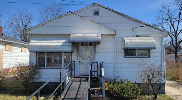 Photo of 4541 Lee Rd, Cleveland, OH 44128