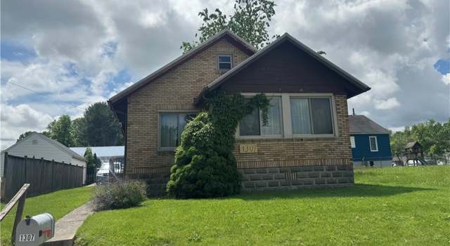 Photo of 1307 Rayon Dr, Parkersburg, WV 26101