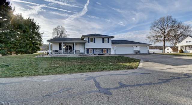 Photo of 310 Center St, Tuscarawas, OH 44682